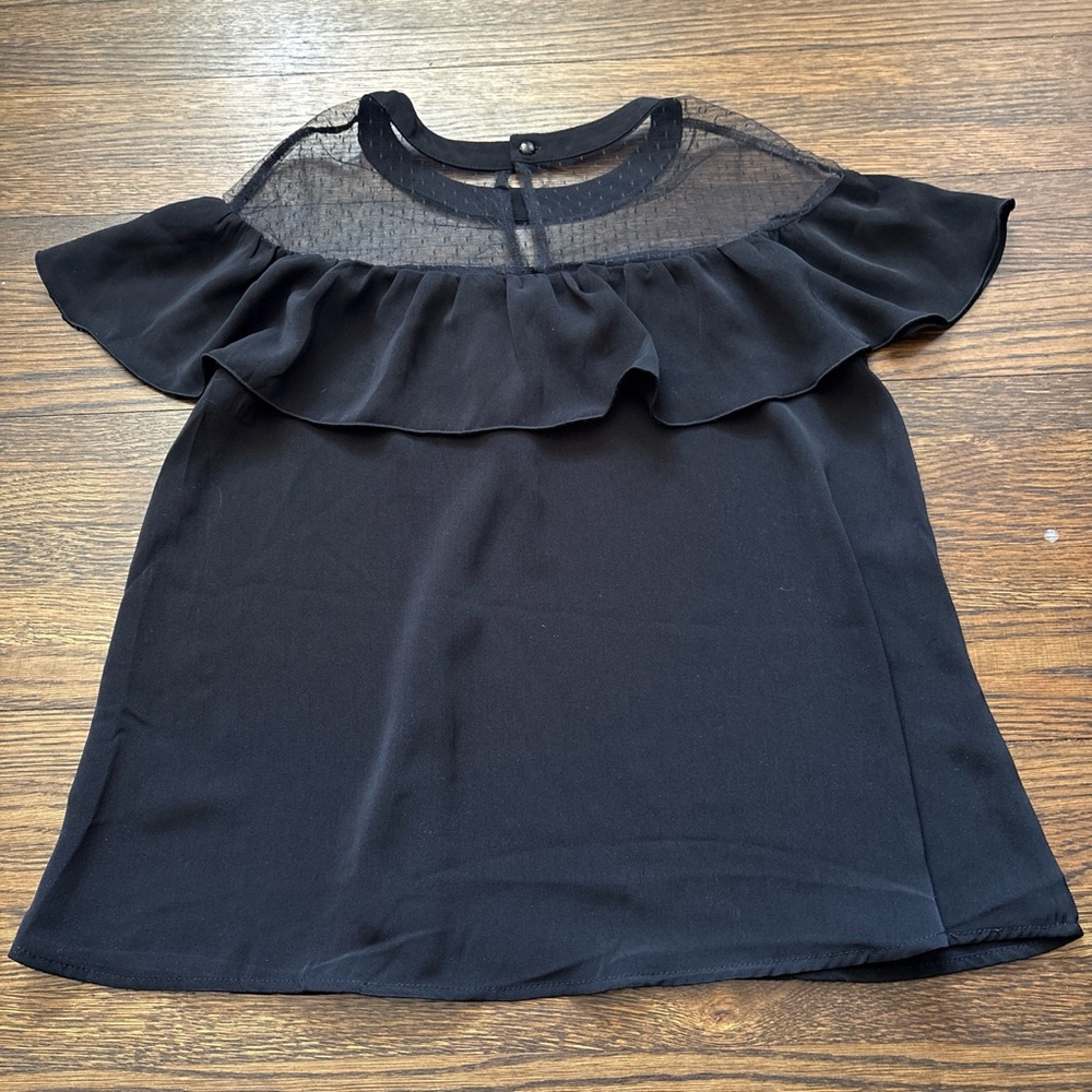 Chic Black Ruffle Blouse - Picture 5 of 6